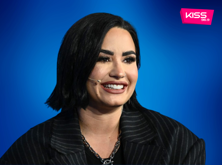 Demi Lovato reveals vision and hearing impairment - KISS FM